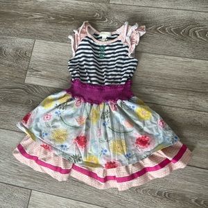 Toddler girls size 2 well loved Matilda Jane dress